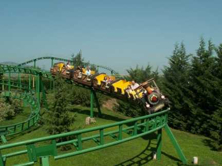 rasante Achterbahn im Cigoland