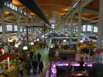 Blick in die Markthalle von Mulhouse