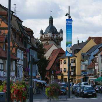 Altstadt von Sélestat mit Blick auf den Hexenturm (Tour des Sorcières)